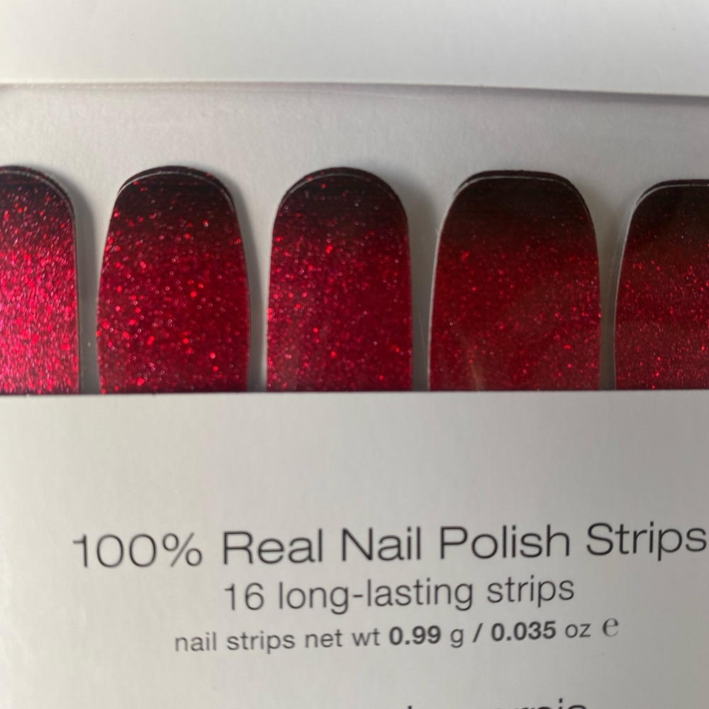 Color Street Bloody Gorgeous